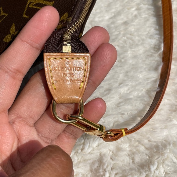 Louis Vuitton pochette accessories - Picture 15 of 16